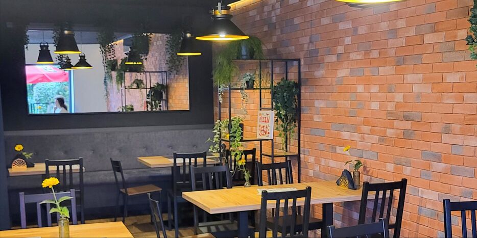 FARICO pizza & burgery z pieca opalanego drewnem