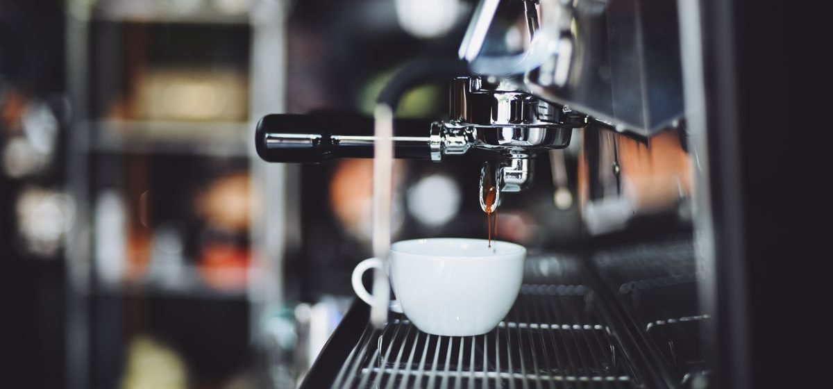 Handmade Cafe & Pub